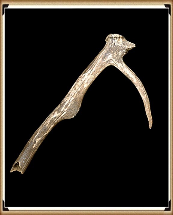 How a Antler pick should look like if it was to work - Dating the Monument (Stonehenge)
